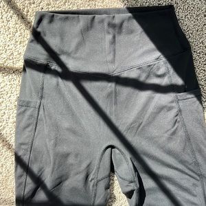 Buff bunny black leggings